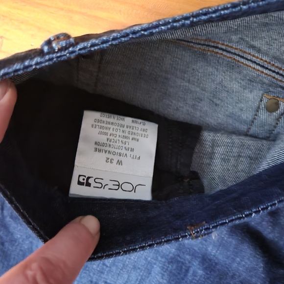 Joe's Flare Jeans Like new ! - Picture 4 of 6